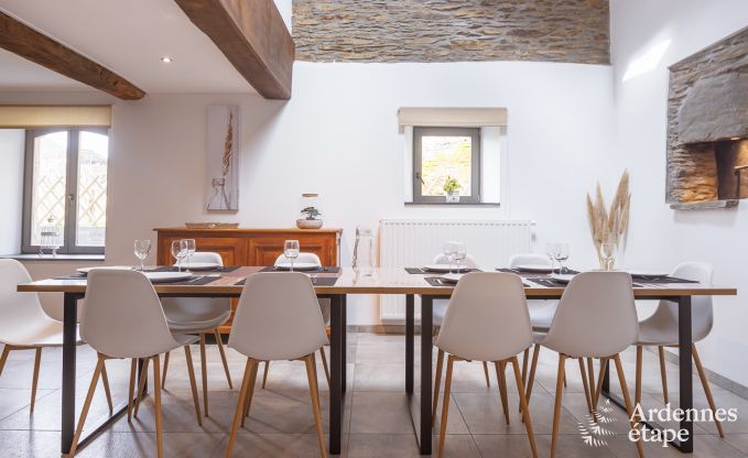 Vakantiehuis in Bi�vre voor 10/12 personen in de Ardennen