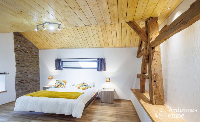 Vakantiehuis in Bi�vre voor 10/12 personen in de Ardennen
