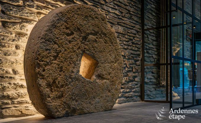 Luxe villa in Bi�vre voor 16 personen in de Ardennen