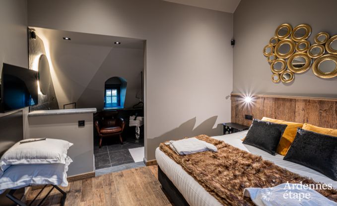 Luxe villa in Bi�vre voor 16 personen in de Ardennen