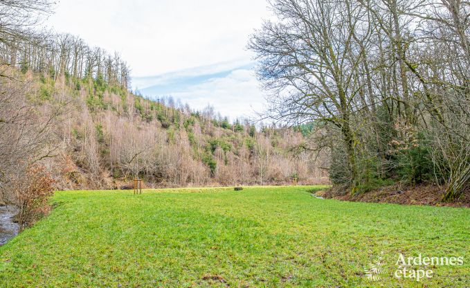 Luxe villa in Bi�vre voor 16 personen in de Ardennen