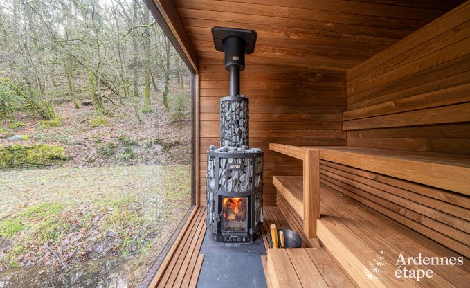 Luxe villa in Bi�vre voor 16 personen in de Ardennen