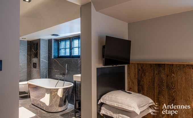 Luxe villa in Bi�vre voor 16 personen in de Ardennen