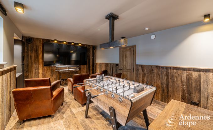 Luxe villa in Bi�vre voor 16 personen in de Ardennen