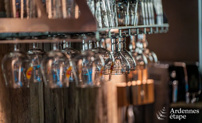 Luxe villa in Bi�vre voor 16 personen in de Ardennen