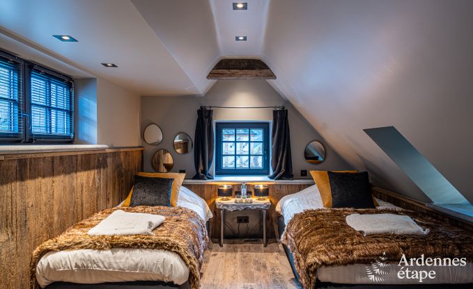 Luxe villa in Bi�vre voor 16 personen in de Ardennen