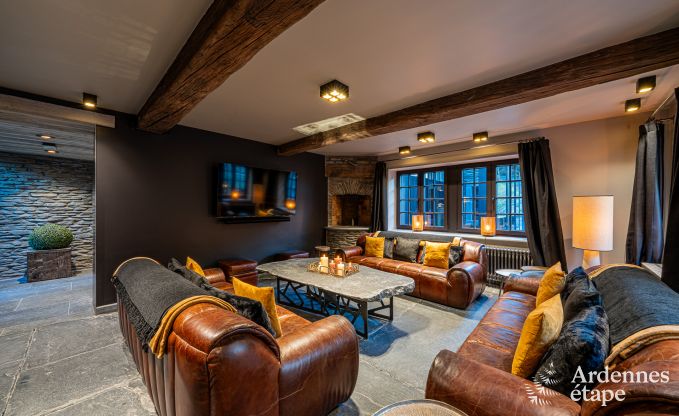 Luxe villa in Bi�vre voor 16 personen in de Ardennen