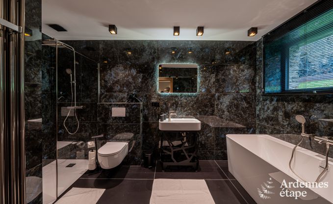 Luxe villa in Bi�vre voor 16 personen in de Ardennen