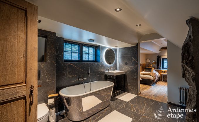 Luxe villa in Bi�vre voor 16 personen in de Ardennen