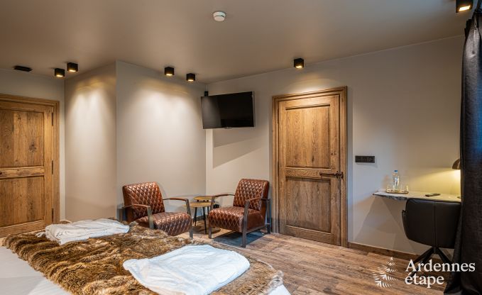 Luxe villa in Bi�vre voor 16 personen in de Ardennen