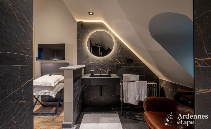 Luxe villa in Bi�vre voor 16 personen in de Ardennen