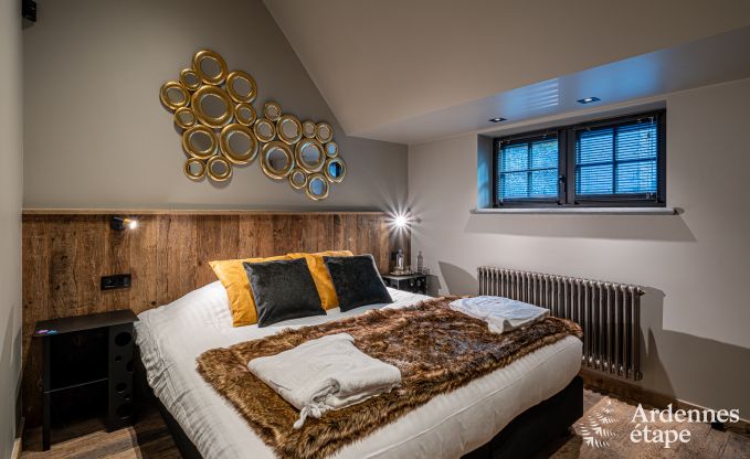 Luxe villa in Bi�vre voor 16 personen in de Ardennen