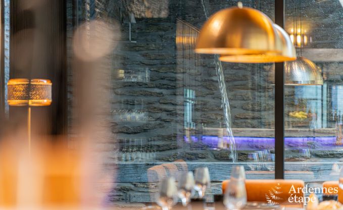 Luxe villa in Bi�vre voor 16 personen in de Ardennen