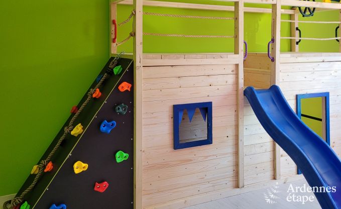 Vakantiehuis in Bi�vre voor 8 personen in de Ardennen