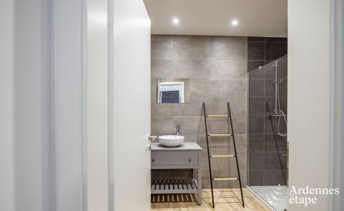 Vakantiehuis in Bi�vre voor 10/12 personen in de Ardennen