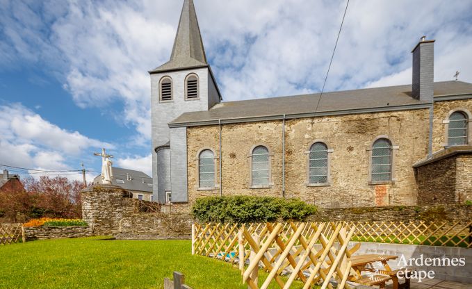 Vakantiehuis in Bi�vre voor 10/12 personen in de Ardennen