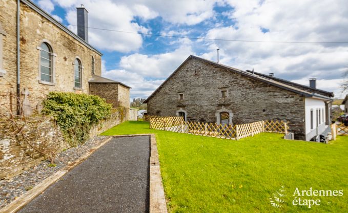 Vakantiehuis in Bi�vre voor 10/12 personen in de Ardennen