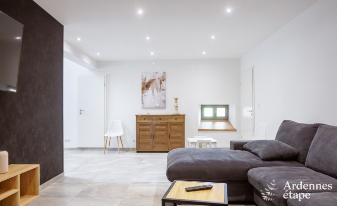 Vakantiehuis in Bi�vre voor 10/12 personen in de Ardennen