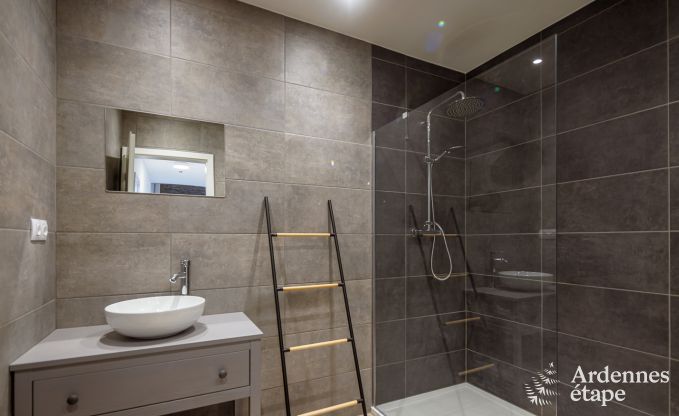 Vakantiehuis in Bi�vre voor 10/12 personen in de Ardennen