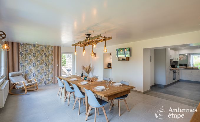 Vakantiehuis in Bi�vre voor 7 personen met 4 slaapkamers, kinderspeelruimte, priv�tuin en modern comfort