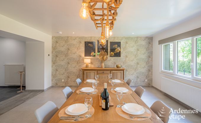 Vakantiehuis in Bi�vre voor 7 personen met 4 slaapkamers, kinderspeelruimte, priv�tuin en modern comfort