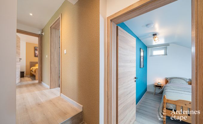 Vakantiehuis in Bi�vre voor 7 personen met 4 slaapkamers, kinderspeelruimte, priv�tuin en modern comfort