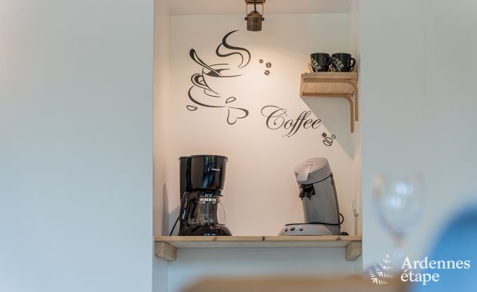 Vakantiehuis in Bi�vre voor 7 personen met 4 slaapkamers, kinderspeelruimte, priv�tuin en modern comfort