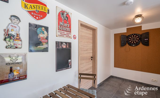 Vakantiehuis in Bi�vre voor 7 personen met 4 slaapkamers, kinderspeelruimte, priv�tuin en modern comfort