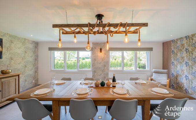 Vakantiehuis in Bi�vre voor 7 personen met 4 slaapkamers, kinderspeelruimte, priv�tuin en modern comfort