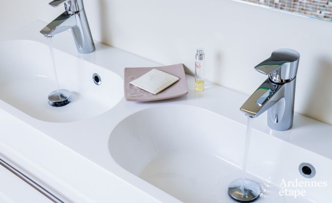 Vakantiehuis in Bi�vre voor 12 personen in de Ardennen