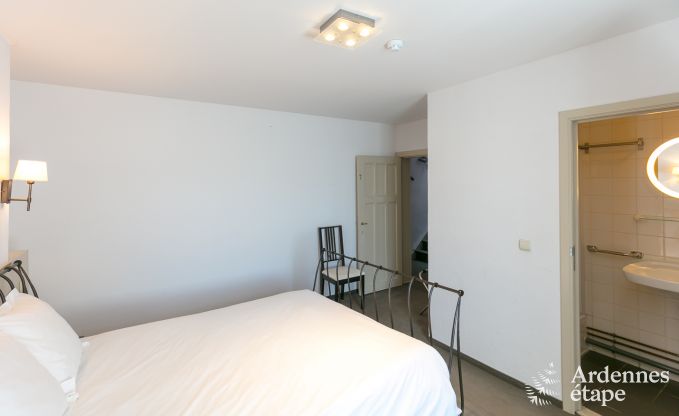 Vakantiehuis in Bi�vre voor 21 personen in de Ardennen