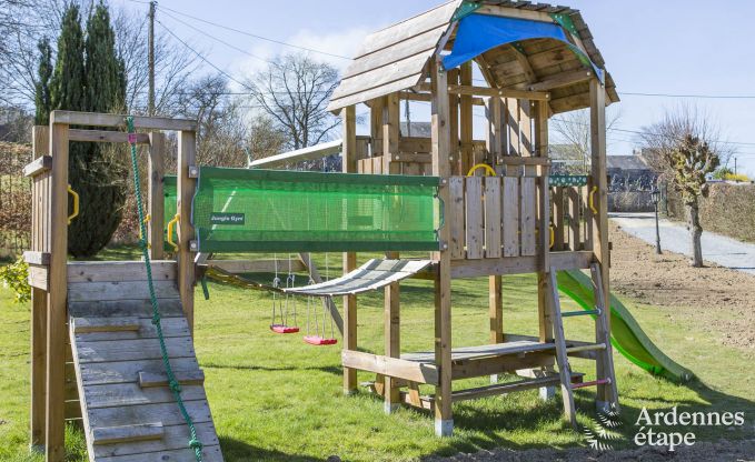 Ruime vakantiewoning voor 8 personen in Bouillon.