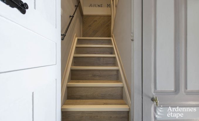 Ruime vakantiewoning voor 8 personen in Bouillon.