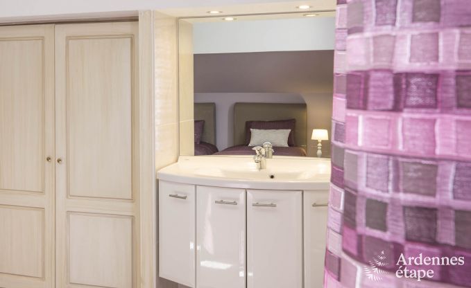 Ruime vakantiewoning voor 8 personen in Bouillon.