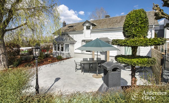 Ruime vakantiewoning voor 8 personen in Bouillon.