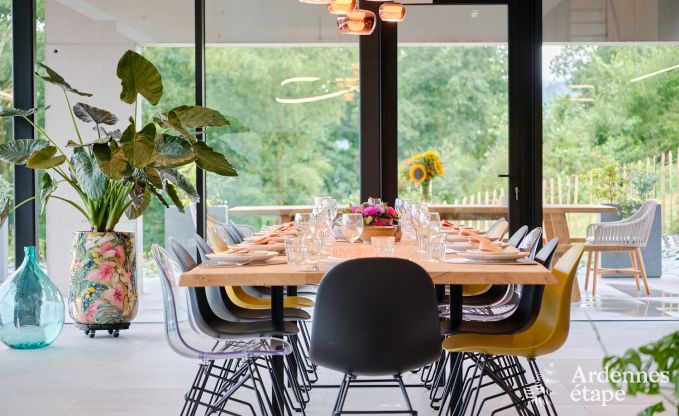 Luxevilla voor 14 personen in Poupehan met 6 slaap- �n badkamers, binnenzwembad en sauna