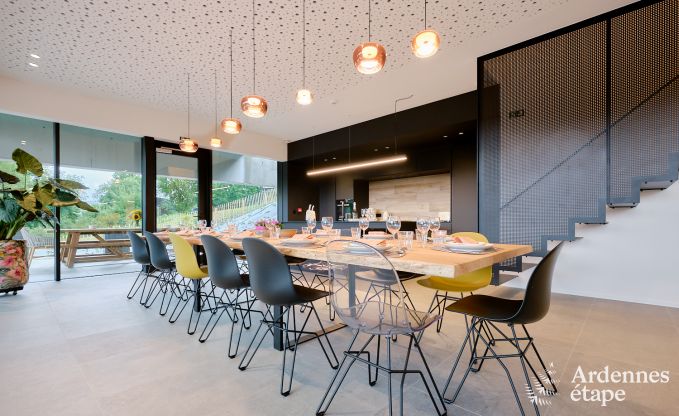 Luxevilla voor 14 personen in Poupehan met 6 slaap- �n badkamers, binnenzwembad en sauna