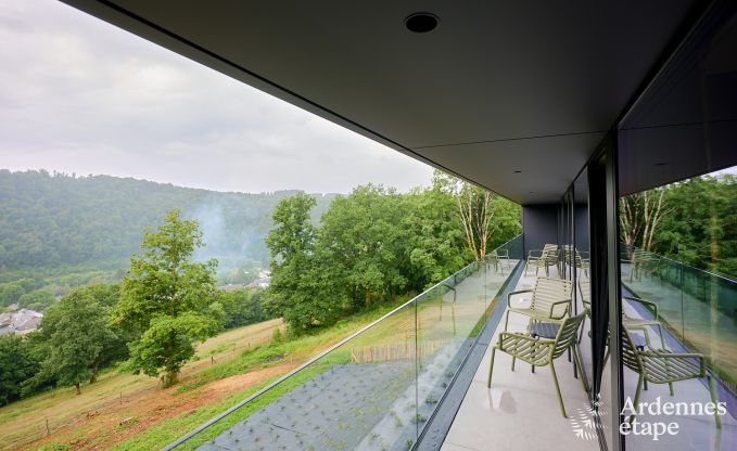 Luxevilla voor 14 personen in Poupehan met 6 slaap- �n badkamers, binnenzwembad en sauna