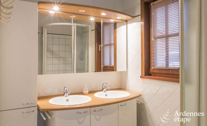 Vakantiehuis voor 12 personen met professionele keuken in Bouillon