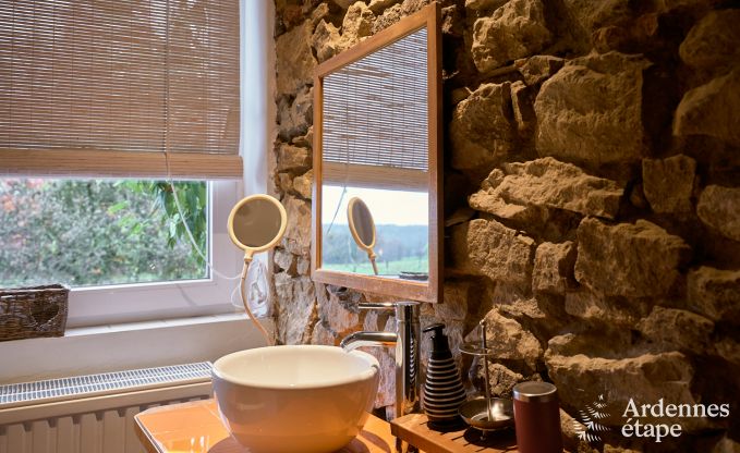 Van voormalig caf� tot vakantiehuis voor 8 personen in Bouillon: authentieke charme en modern comfort