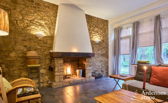 Van voormalig caf� tot vakantiehuis voor 8 personen in Bouillon: authentieke charme en modern comfort