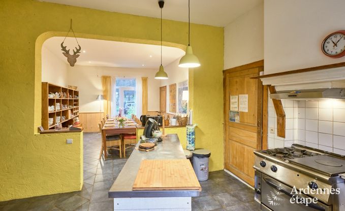 Van voormalig caf� tot vakantiehuis voor 8 personen in Bouillon: authentieke charme en modern comfort
