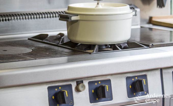 Vakantiehuis voor 12 personen met professionele keuken in Bouillon