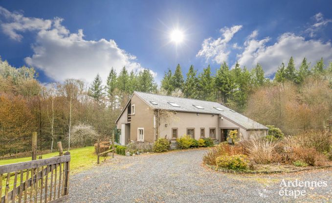 Vakantiehuis voor 12 personen met professionele keuken in Bouillon