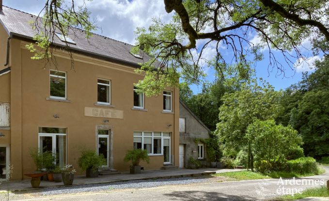 Van voormalig caf� tot vakantiehuis voor 8 personen in Bouillon: authentieke charme en modern comfort