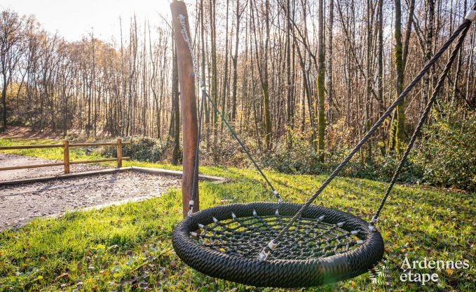 Luxe chalet in Brognon voor 20 personen met verwarmd buitenzwembad, outdoor jacuzzi en sauna op het meer