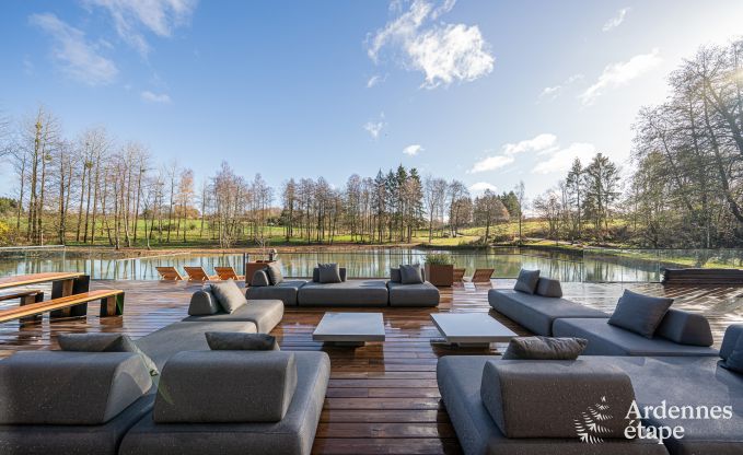 Luxe chalet in Brognon voor 20 personen met verwarmd buitenzwembad, outdoor jacuzzi en sauna op het meer