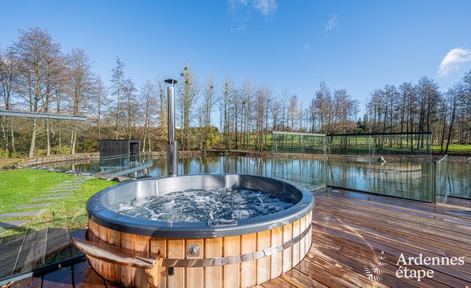 Luxe chalet in Brognon voor 20 personen met verwarmd buitenzwembad, outdoor jacuzzi en sauna op het meer