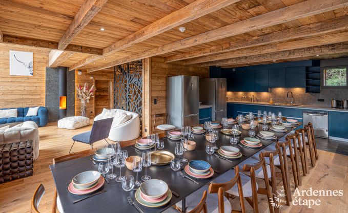 Luxe chalet in Brognon voor 20 personen met verwarmd buitenzwembad, outdoor jacuzzi en sauna op het meer