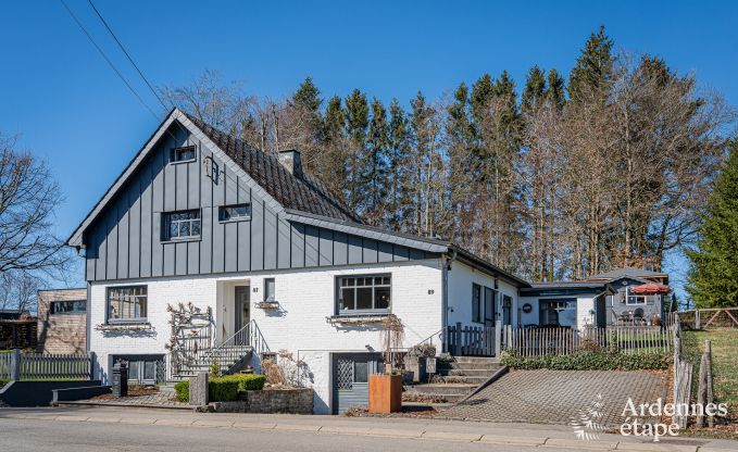 Charmante vakantiewoning in Bullange: voor 4 personen met hottub en sauna